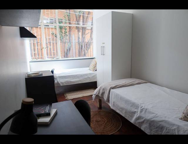 2 BEDROOM PROPERTY TO RENT IN DIE BULT